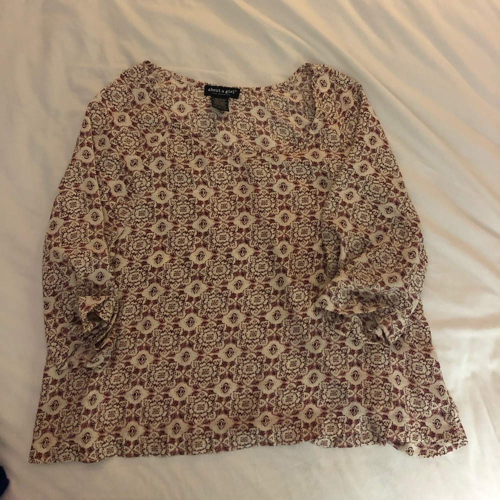 Loose fitting patterned top